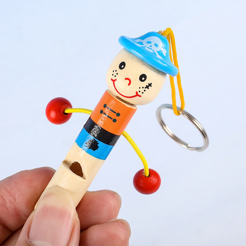 漫画の木製の海賊の口笛のおもちゃの子供の吹奏楽器の赤ちゃんのホイッスルの賞品のプレゼント|undefined