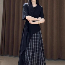 ��a����һ���׺�ɫ��Ҏ�t�������¸�y����ȹ�����@�݃ɼ����bŮ