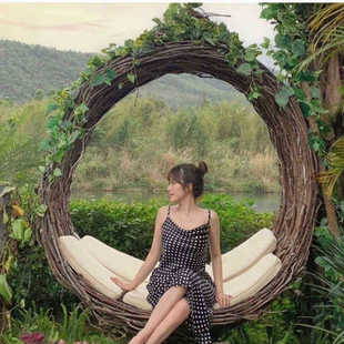 Bali net red clock bird's nest rattan outdoor scenic spot photo tremolo homestay love hanging swing hanging chair