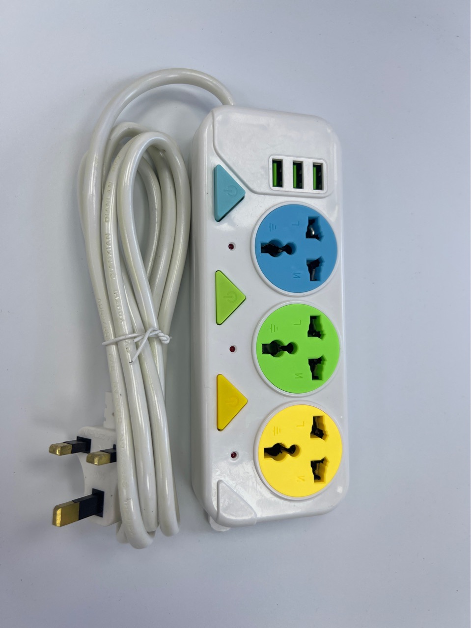 外贸插座usb泰美规欧式英规独立开关电源排插接线板 转换插头三位