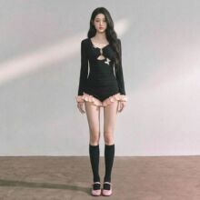 �¿�ڷ�ײɫӾ��Ů������w�����L���ڶ��@�ݶȼٜ�Ȫ���w��Ӿ��