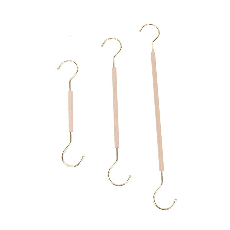 Solid Wood Display Props for Clothing Stores, Including Display Racks, Hangers, Hooks, Clips, S-Hooks, and Accessories for Women's and Children's Clothing