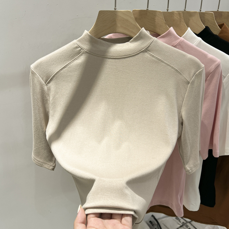 Camiseta de cuello medio alto rosa para mujeres 2025 primavera y verano nuevo estilo de moda exterior con camiseta de manga de cinco partes camiseta delgada