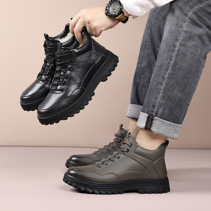 Capa superior de piel de vaca lana de invierno zapatos de algodón de hombre cuero más terciopelo calentamiento casual zapatos de hombre grosor botas de tamaño grande