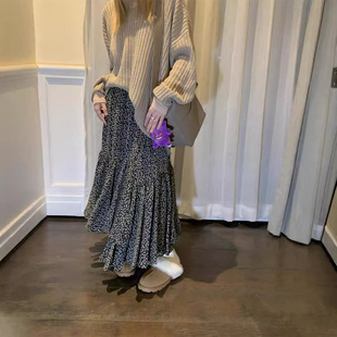 Plus Size Retro High-Waisted A-Line Floral Skirt with Romantic Atmosphere and Elastic Design, Slimming Look and Crotch-Covering Skirt for Women