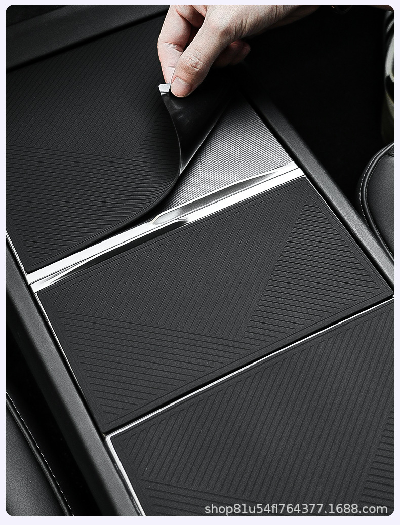 Suitable for Tesla's New Version Model Y/Yl/3 Central Control Silicone Pad Electrostatic Adsorption Central Control Pad Factory Wholesale