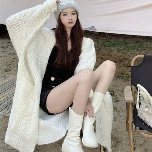 Women's Loose Long-Sleeve Knit Cardigan with Outerwear Style, Long and Drifting Wind, Thick, Korean Version for Autumn and Winter 2025