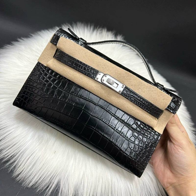 Universal shoulder bag for leisure, trend bag strap one shoulder, crocodile