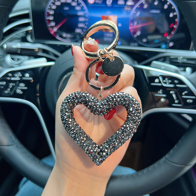 Corea del Sur diamante de barro de cerámica amor hueco colgante gran botón de diamante llavero de automóvil colgante de control remoto regalos de vacaciones