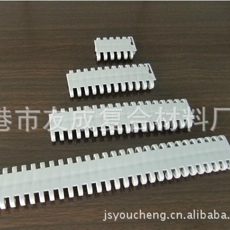 蓄电池化成平台塑料输送带，塑料链板，量大从优