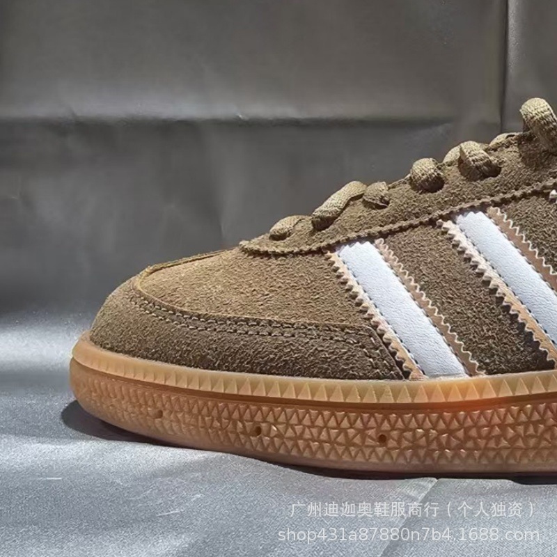 Zapatos de entrenamiento de alta calidad Putian de tres generaciones de parejas Samba universitaria, zapatos de entrenamiento de moda para hombres y mujeres casuales