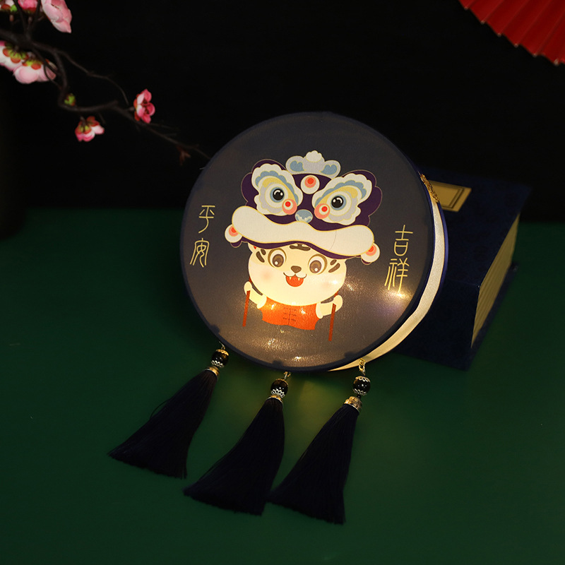 圆的 深蓝 小老虎.JPG