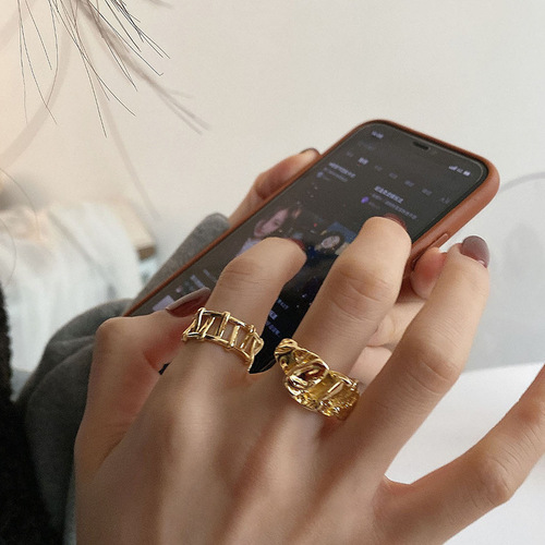 Korean Folded Finger Opening Ring for Women, Fashionable, Unique Design, Instagram Trendy, High-End, Elegant Finger Accessory