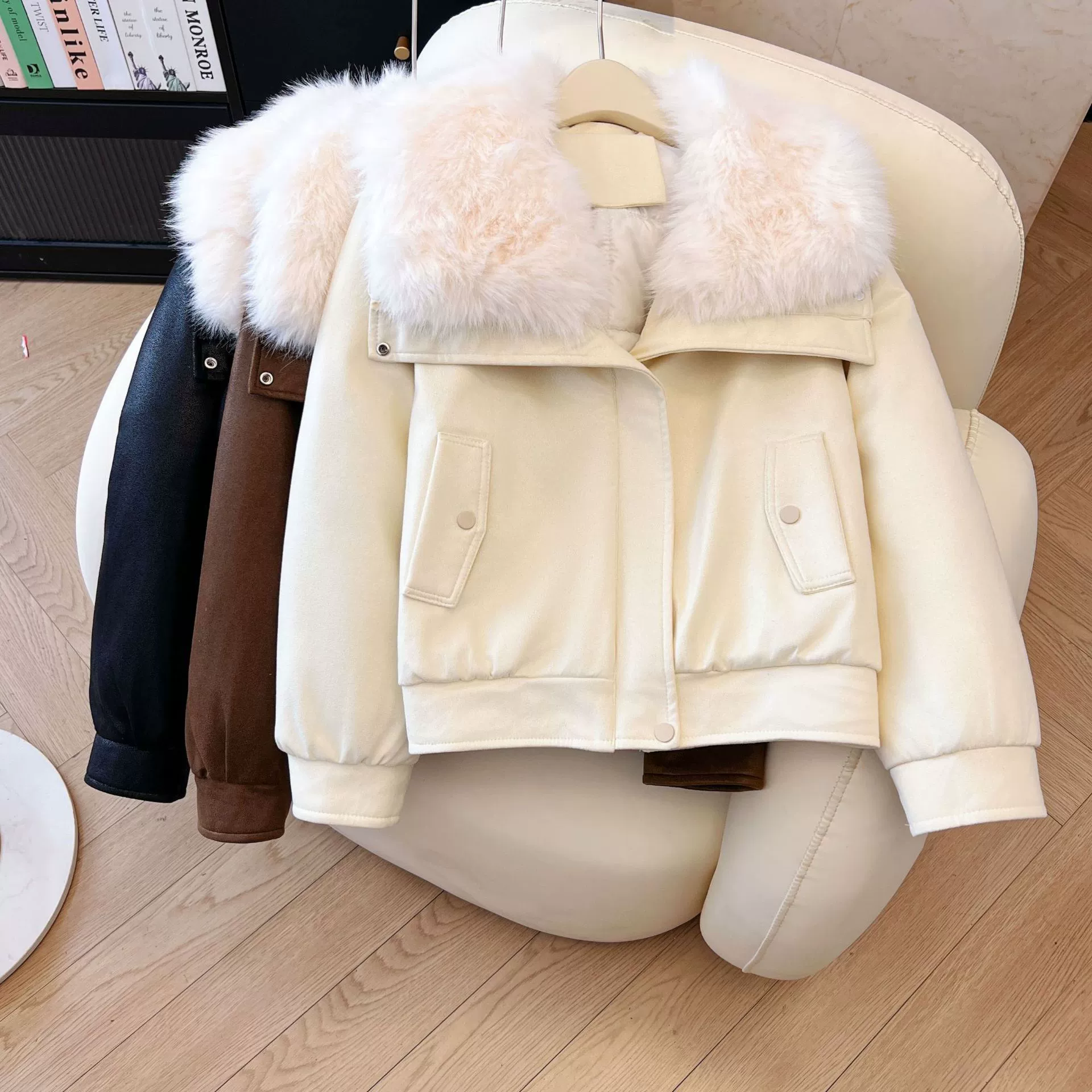 Warm down jacket with down, 2025 years