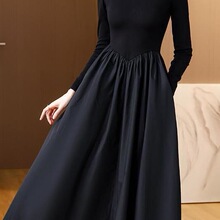 黑色高领连衣裙女秋冬加绒加厚显瘦内搭配大衣裙子赫本风打底长裙