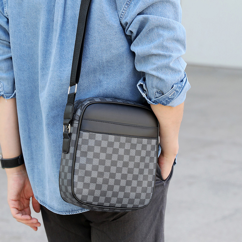 그레이 체크무늬 세로형 라지백