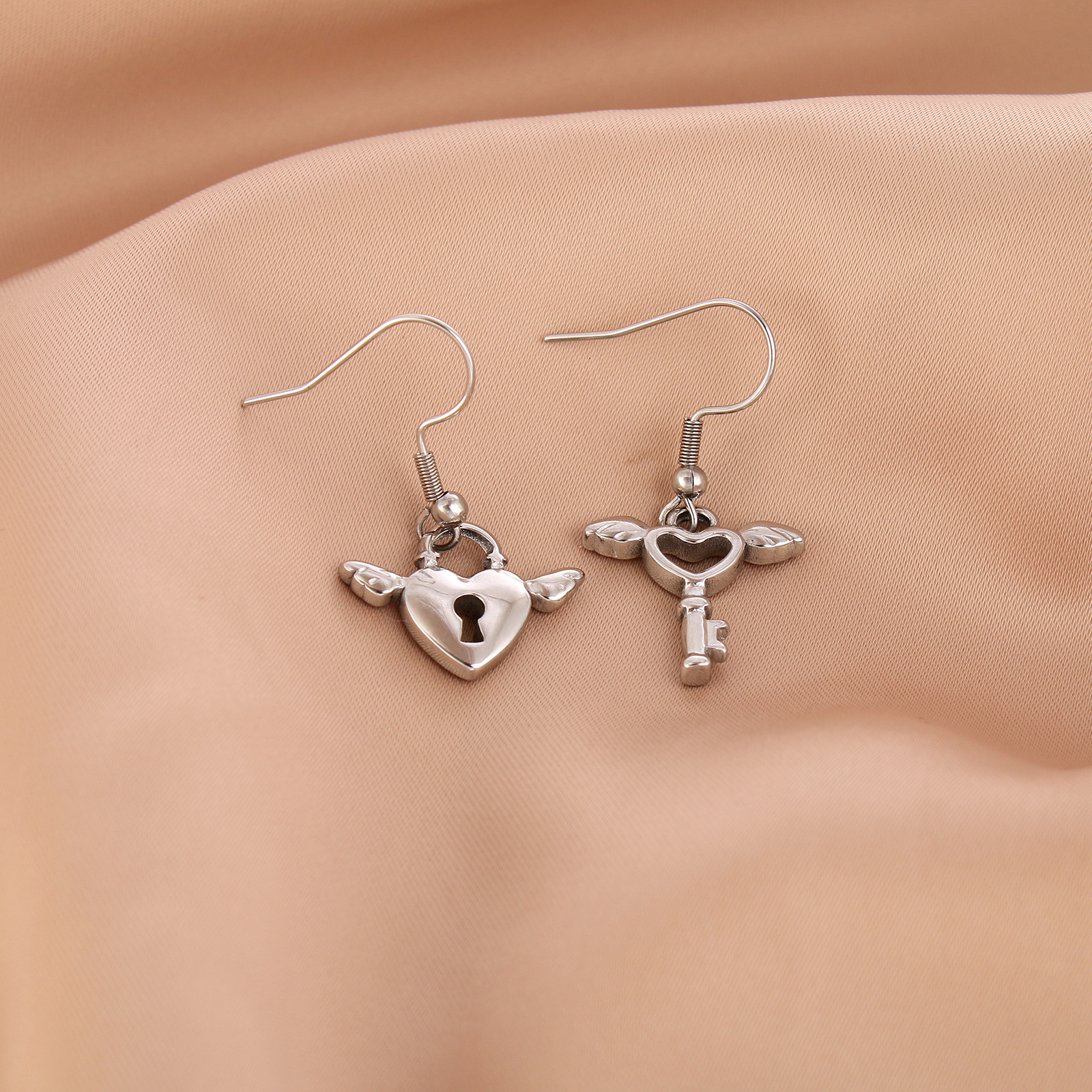 Alloy Material Fashion Heart Shape Key Stainless Steel Stamping Drop Earrings 1 Pair