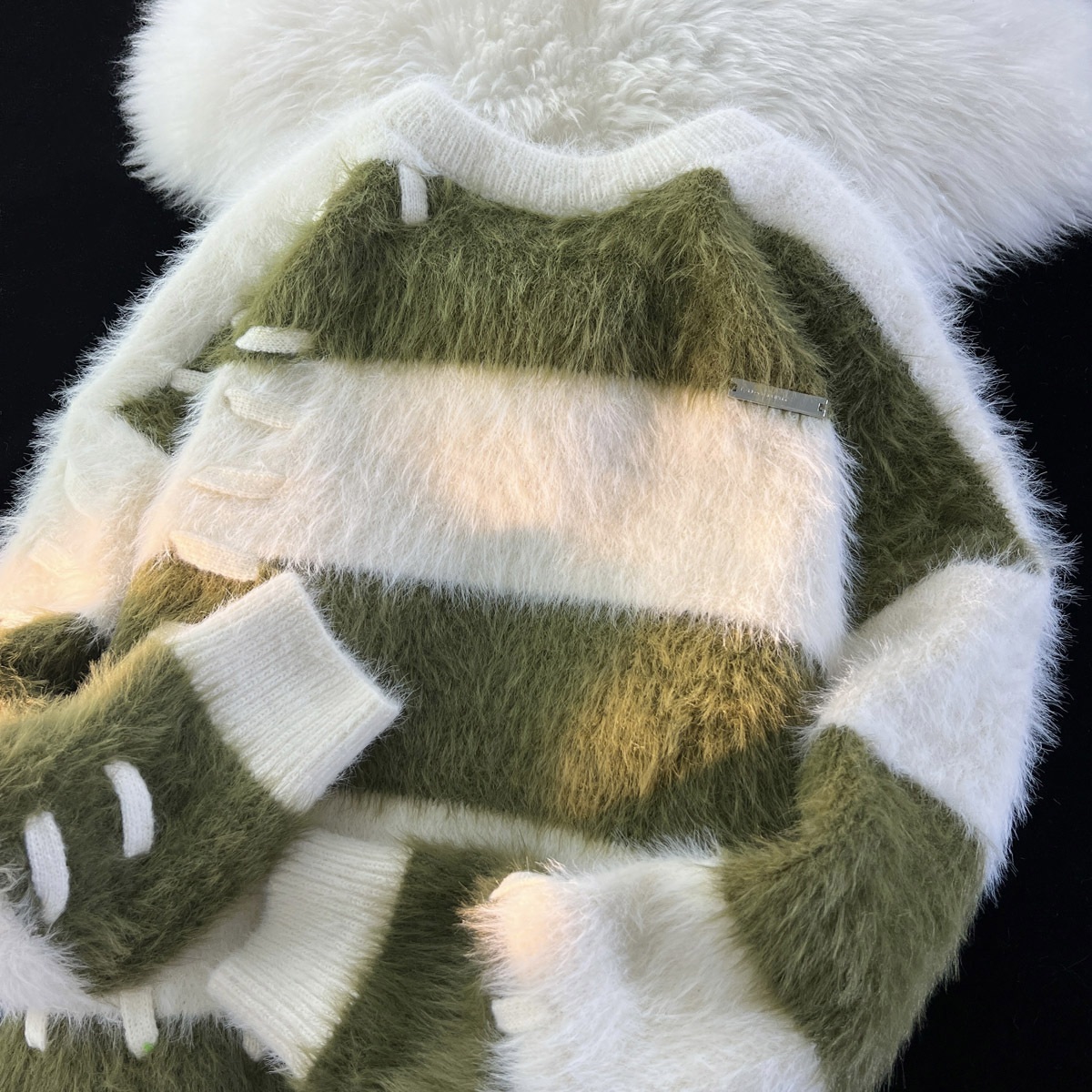 Autumn And Winter Couple Soft Glutinous Mink Fleece Sweater For Exterior Design, Wide Striped Knitted Top_voghion.com