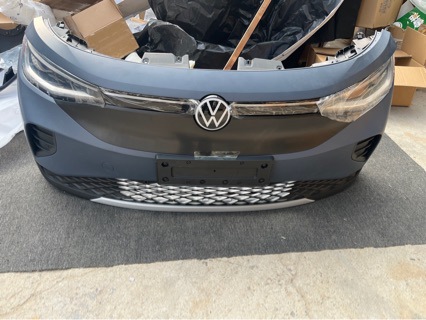 Id4Crozz Front Bumper Assembly with Radar, Lane-Keeping Assist System, and Headlight Set