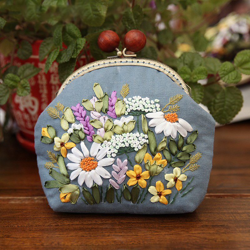 Bolso de oro bordado europeo bolsa de material hecho a mano DIY cinta bordado Suzhou bordado hecho a mano crossbody bolsa de tela