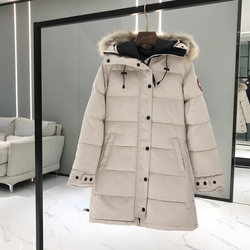 Shelburne Canada Goose Down Jacket 15 models, mid-length, Canadian style, hooded with large fur collar, 3802L, new winter collection Shelburne Canada Goose Down Jacket 15 models, mid-length, Canadian style, hooded with large fur collar, 3802L, new winter collection