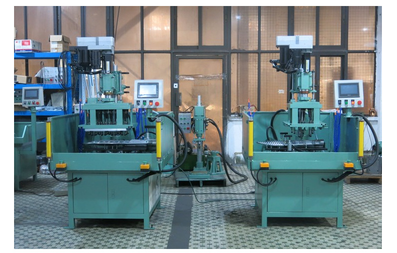 74双伺服钻攻一体机铝压铸打孔攻丝一体机攻钻两用机