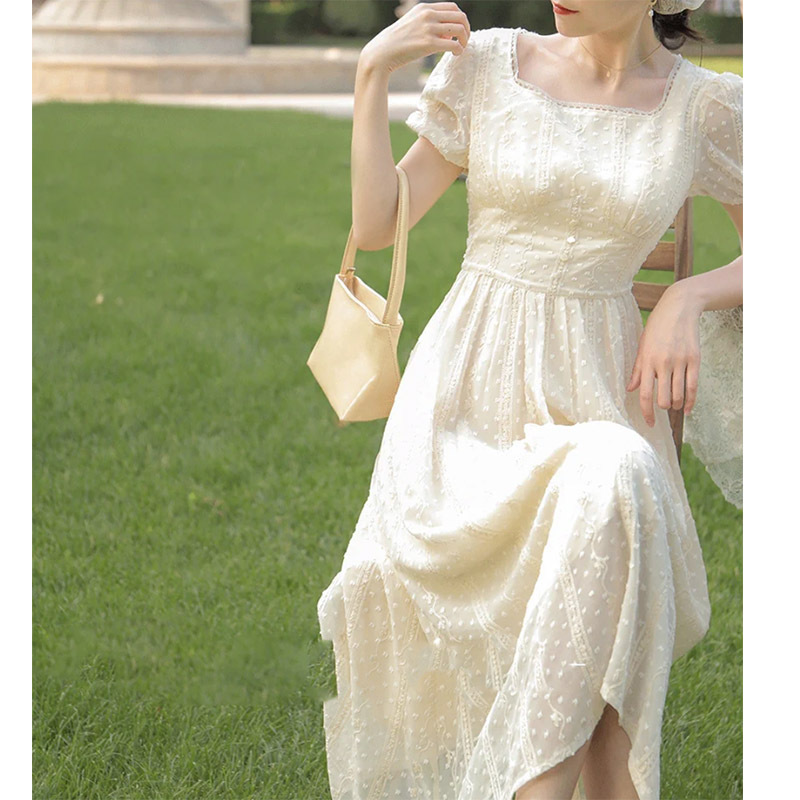 女装2022新款法式白色连衣裙夏季短袖小众设计感气质高级衣服裙子