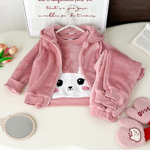 Ů��ͯ�����N�����l��&��ɫ�R�׺��Lѝ���b�ﶬë�q�¿�羳���u