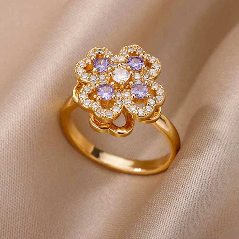 Ring, Amazon, diamond encrusted, 18 carat, flowered