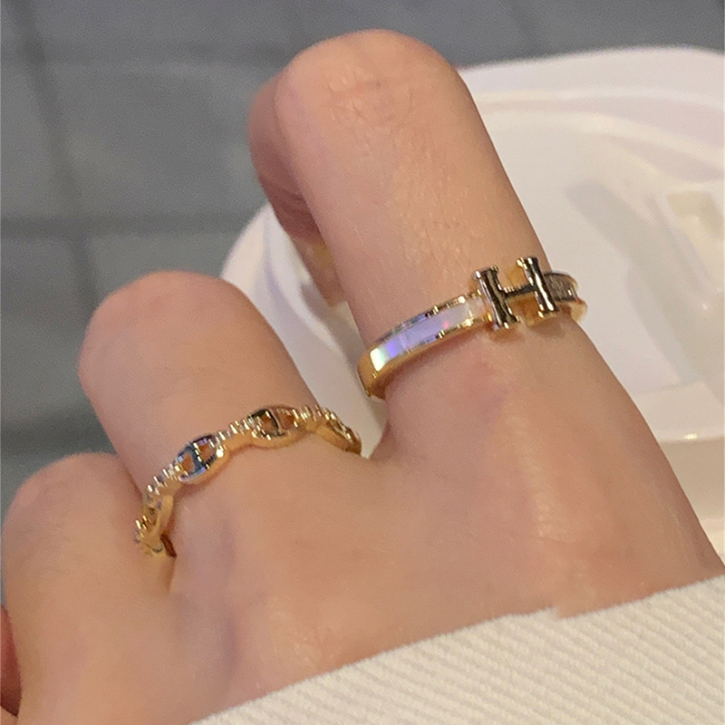 Anillo de nariz de cerdo hueco de diamantes chapado en oro real Anillo de dedo de comida exquisito y versátil