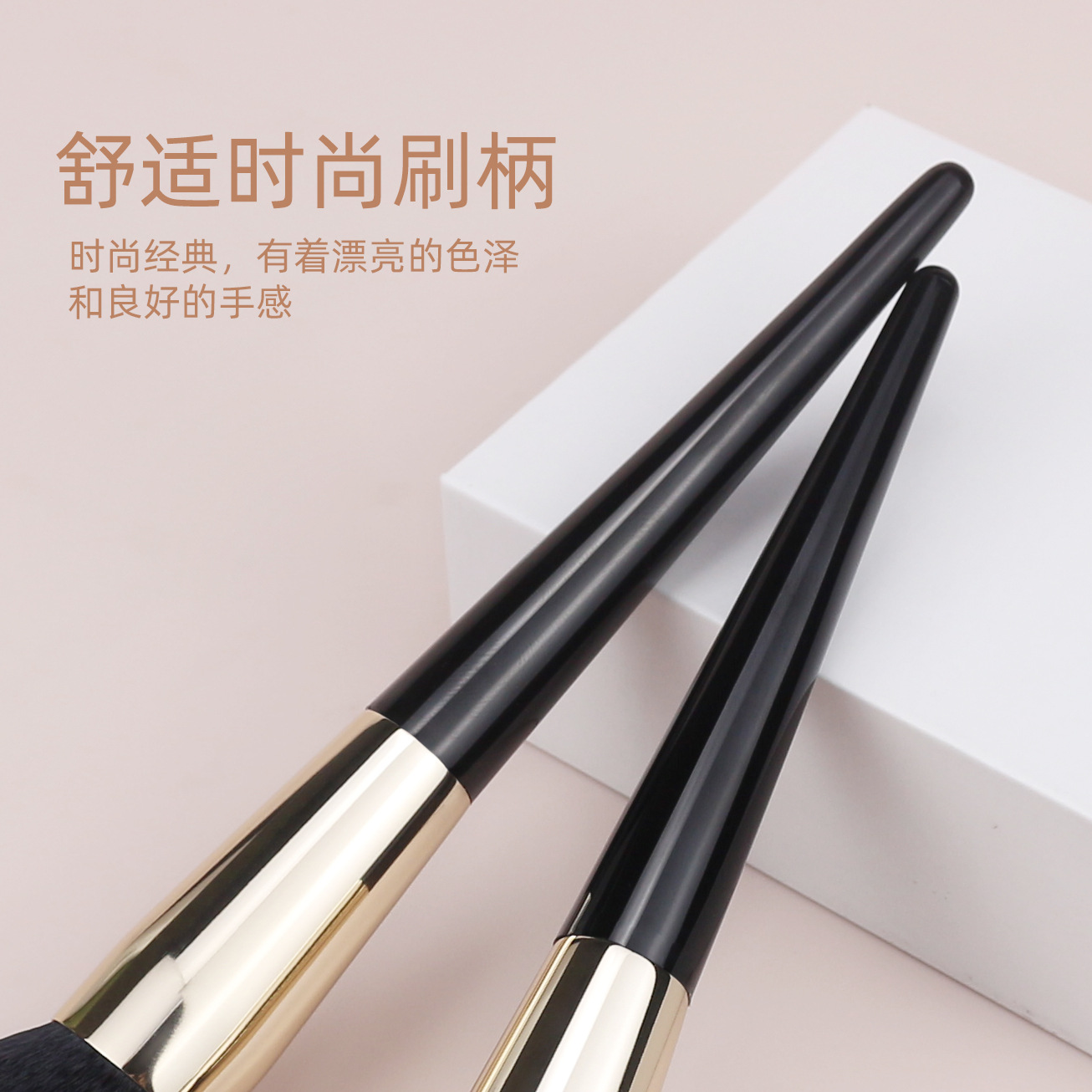 Cepillo de maquillaje único transfronterizo gran gran pinto de pintura a granel herramientas de maquillaje de pelo suave cepillo de maquillaje de cabeza redonda pinto de pintura de miel