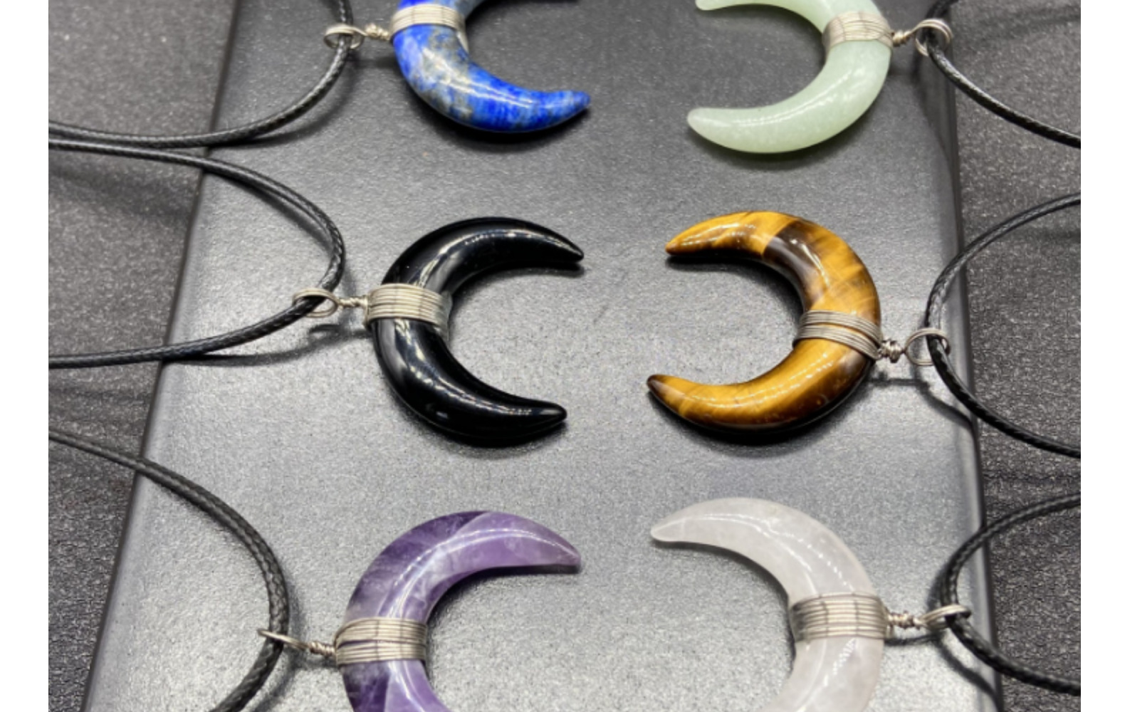 8g Weight Pendant Necklace Classification Fashion Moon Crystal Polishing Pendant Necklace 1 Piece