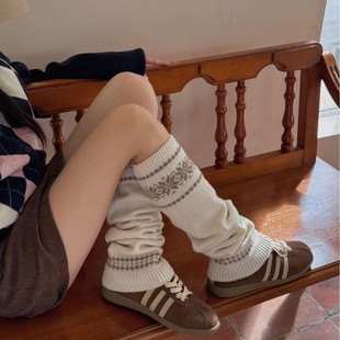 New Maple Leaf Socks Autumn and Winter Hot Girl Long Lace Socks Girl Pile Socks Leg Covers