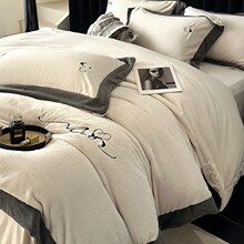 冬季轻奢风加厚牛奶绒四件套230G全消光天鹅刺绣被套床品防静电