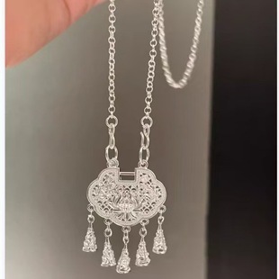 ���y990 ɏ���U���i���z���������L���i���i���s�ٴ�y�������l