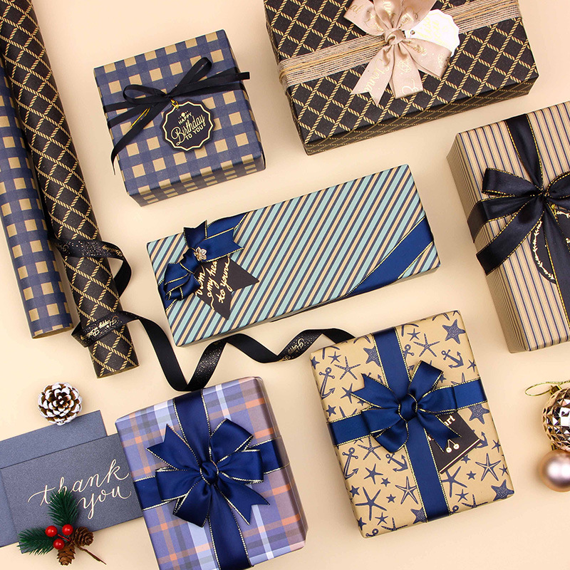 Papel de regalo de cumpleaños del Día de San Valentín de los hombres al por mayor Papel de embalaje de papel Kraft retro a cuadros azul simple