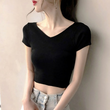 短袖T恤女夏季新款内搭前后V领紧身短款时尚辣妹纯欲风穿搭上衣女