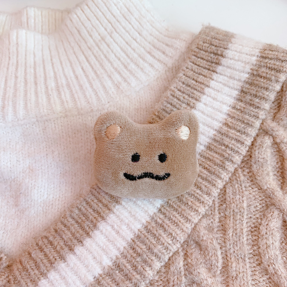 Corea del fieltro de dibujos animados lindo gato broche pequeño animal insignia suéter joyería conejo ramillete accesorios para las mujeres