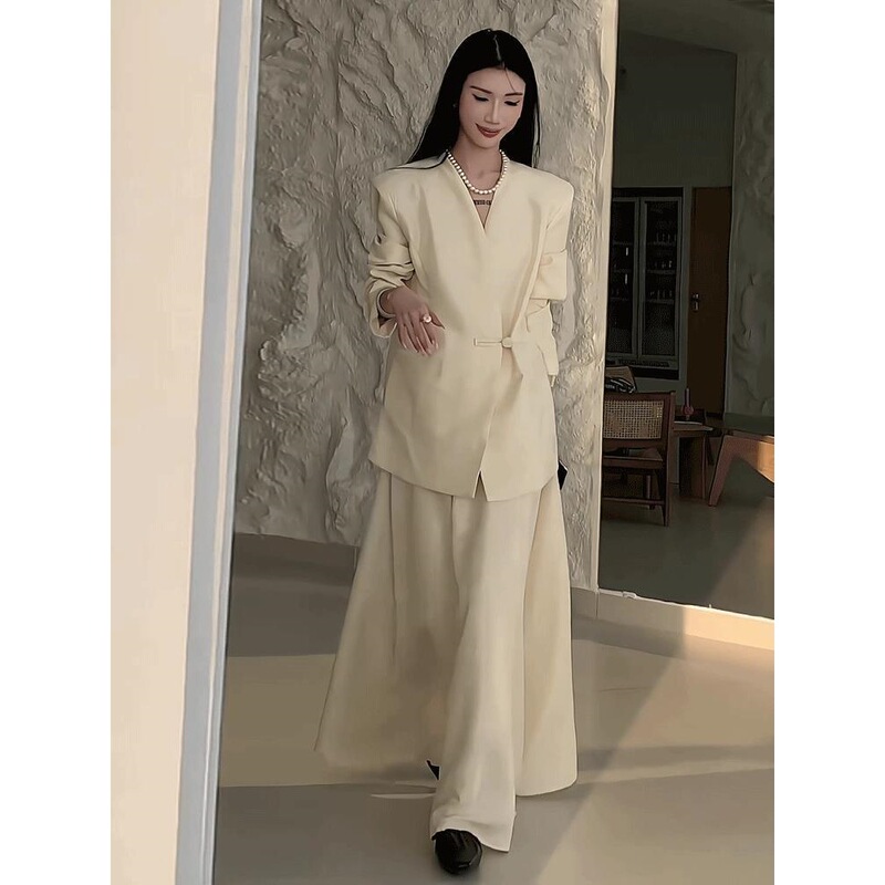 设计极简风中式时尚套装女春秋气质V领西装外套高腰A字长裙两件套|undefined