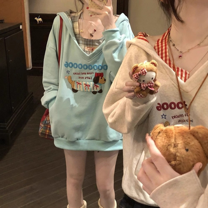 日系学院风刺绣腊肠狗V领连帽卫衣格纹挂脖内搭两件套女春秋宽松|undefined