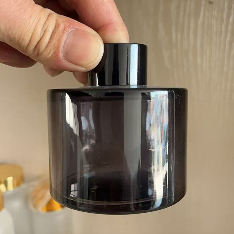 검정색; 기본값