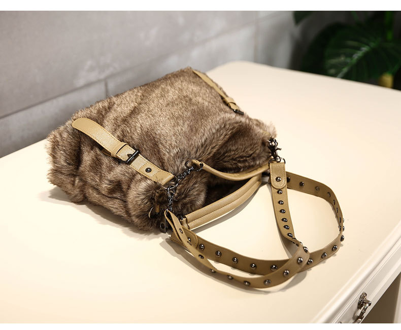Women's bags autumn and winter new ladies shoulder bag fashion fur bag retro Korean style handbag versatile crossbody bag trendy_ipsvogv.com