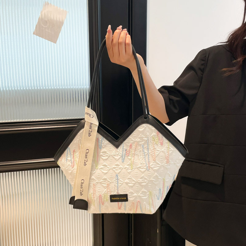Bolso de viaje de lona nuevo transfronterizo, bolso de axila de un solo hombro con rayas de color contrastante, bolso de ocio de gran capacidad Tote para mujer