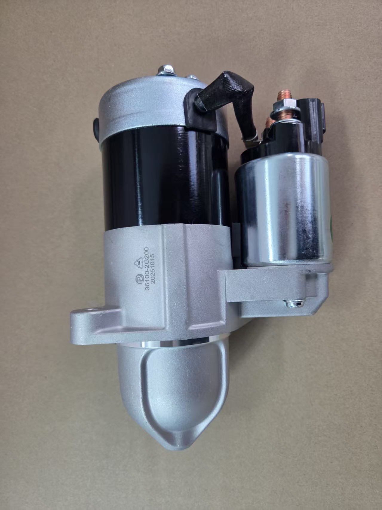 Suitable for Korean Hyundai Kia Starter 36100-2G200/361002G200 Starting Motor
