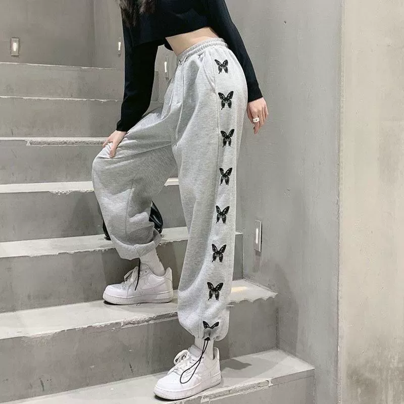 Демисезонные зауженные casual брюки, свободный крой, высокая талия, шнуровка
