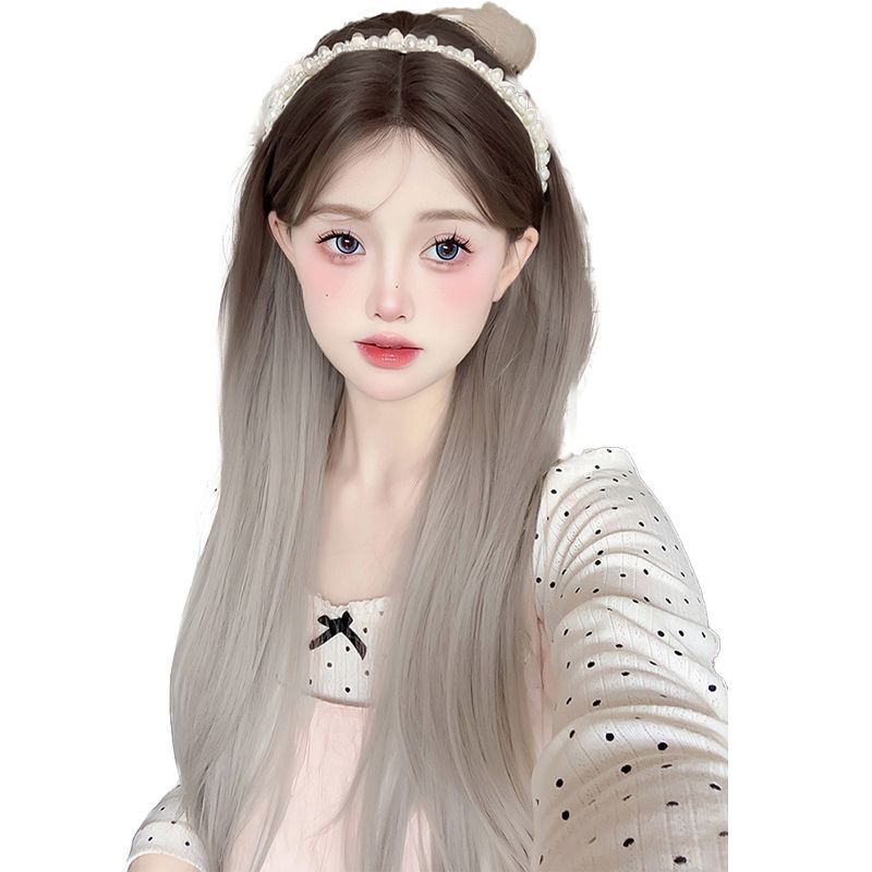 Perucă cu Dantelă Frontală Connie pentru Femei - Păr Lung și Drept cu Gradient Blond, Partă Centrală, Aspect Natural și Fără Cusur