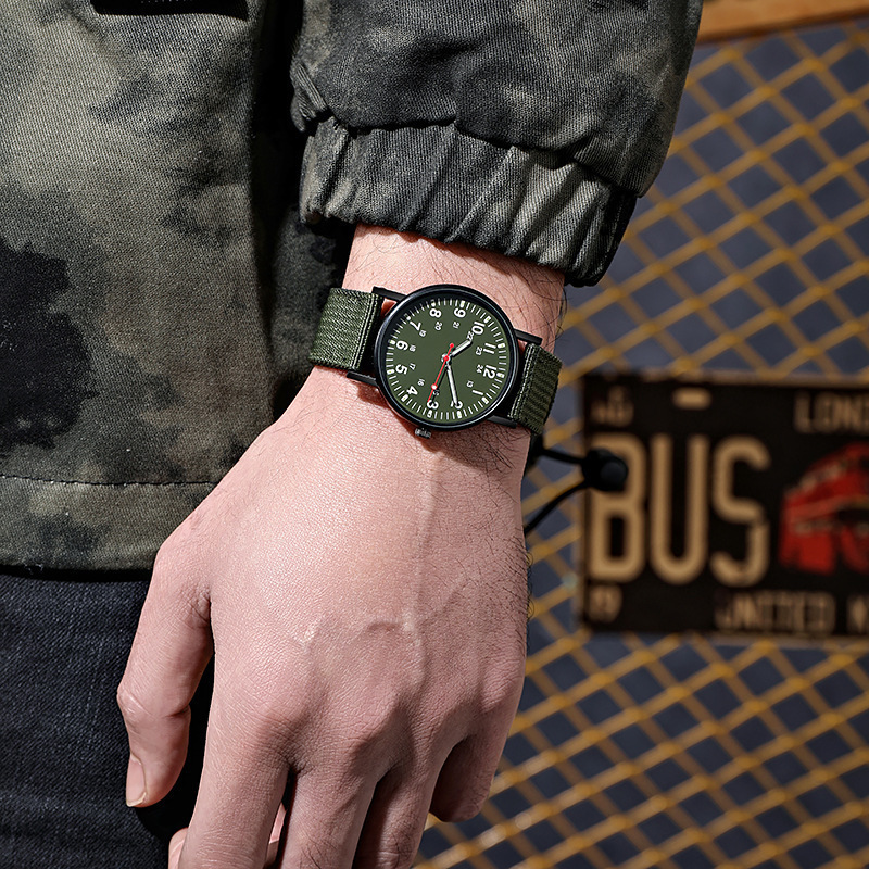 Men's Watch Nylon Woven Strap Casual Sports Watch Ins Style Versatile Waterproof Student Sports Quartz Watch Men's Watch Nylon Woven Strap Casual Sports Watch Ins Style Versatile Waterproof Student Sports Quartz Watch