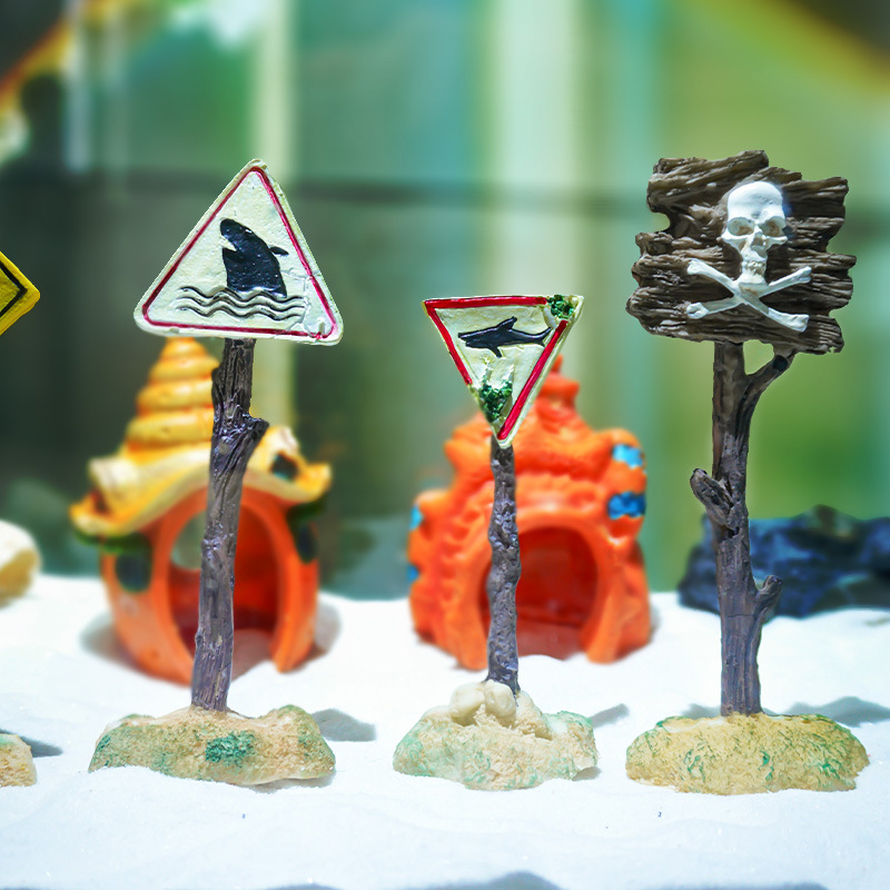 Acuario de pecera, letrero de calle, decoración de resina, letrero de pescado, pequeño adorno, estilo explosivo, signo de tiburón de simulación, letrero de advertencia