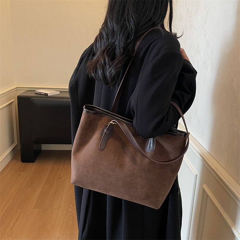 大容量上班通勤托特包秋冬2025新款复古百搭单肩包麂皮绒手提女包|undefined