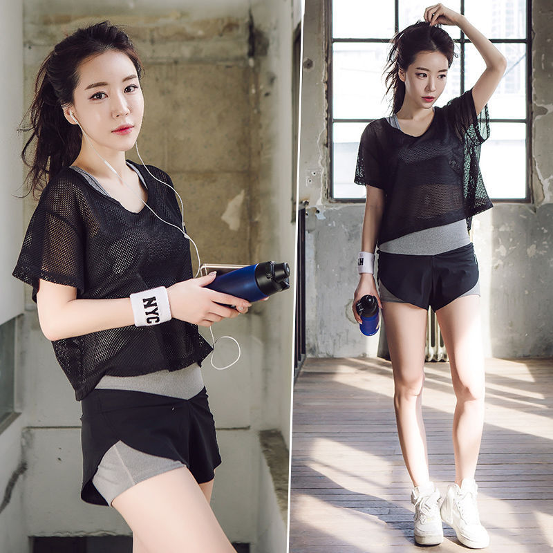 Yoga clothes suit women's new quick-drying breathable running moisture wicking gym beginner sports suit autumn